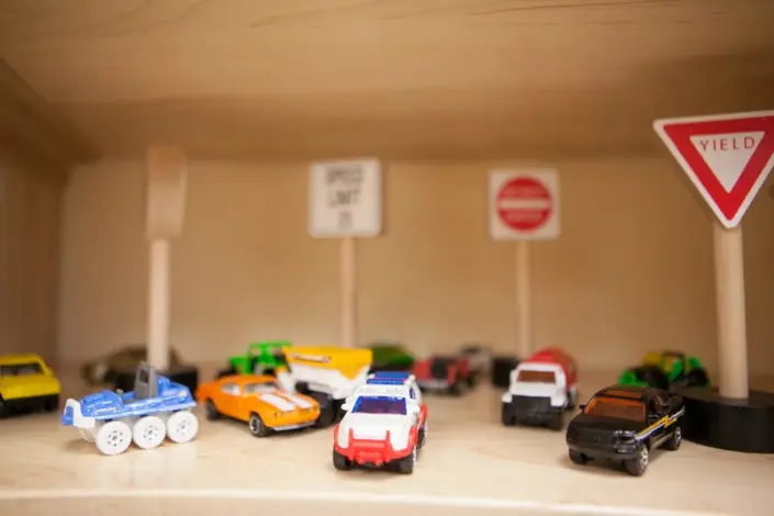 Ch-Disc-Cen-MTP-6326 Children’s Discovery Center car toys
